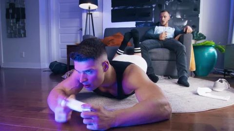 Men: Distracting Malik with My Dick